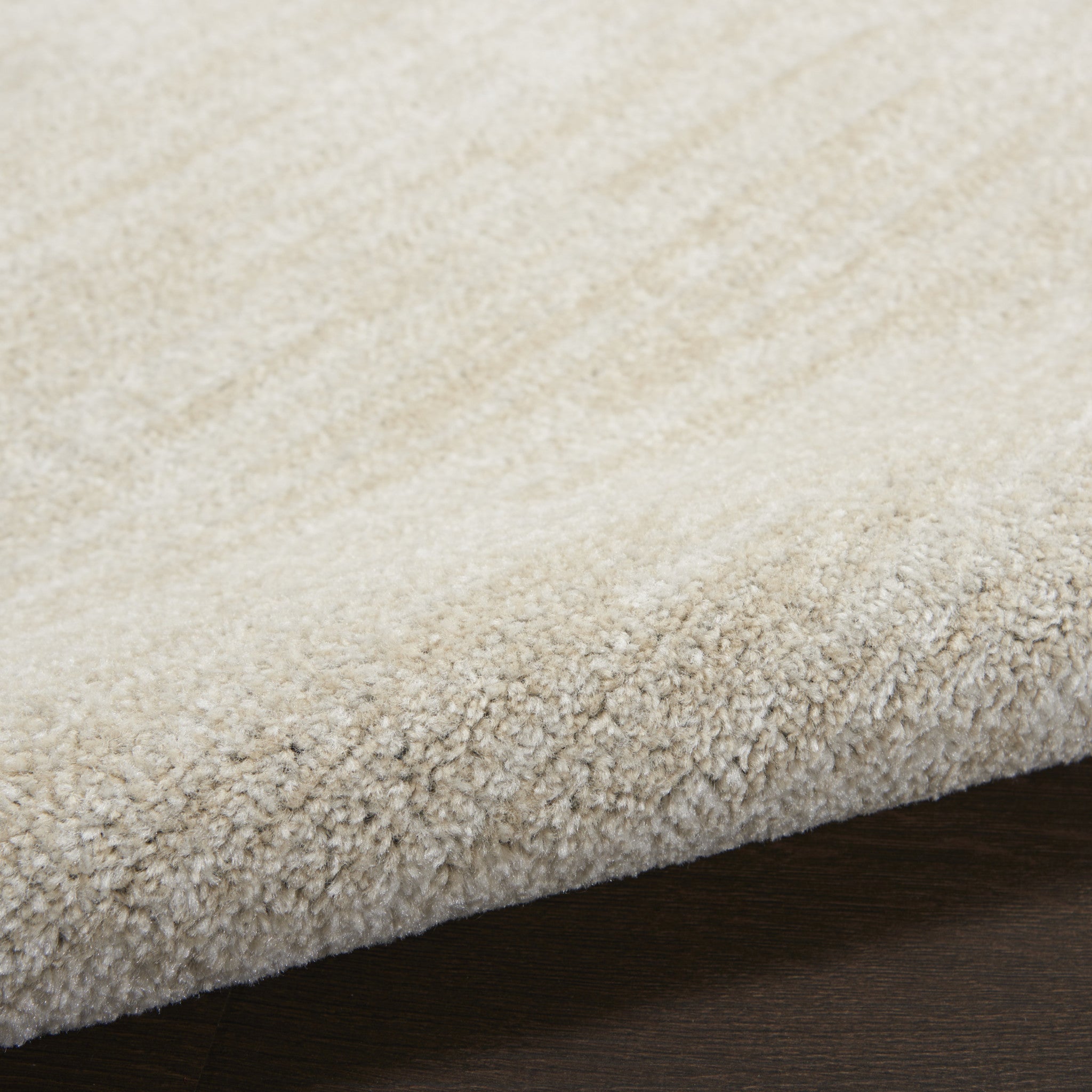 4' Beige And Ivory Round Indoor Outdoor Area Rug - GreatEagleInc