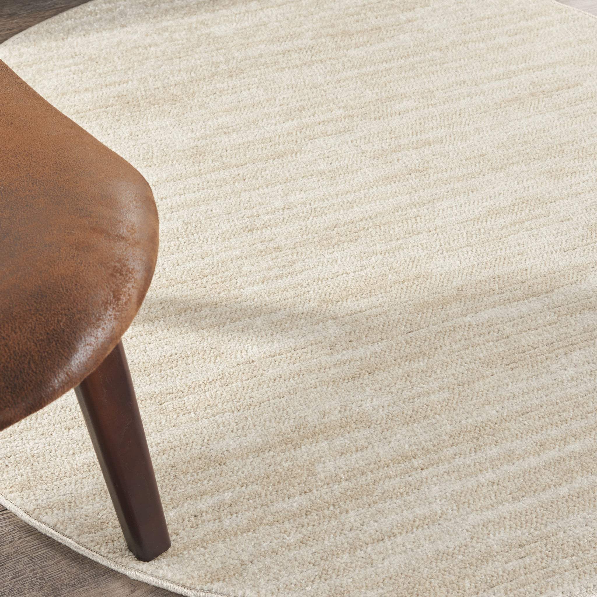 4' Beige And Ivory Round Indoor Outdoor Area Rug - GreatEagleInc