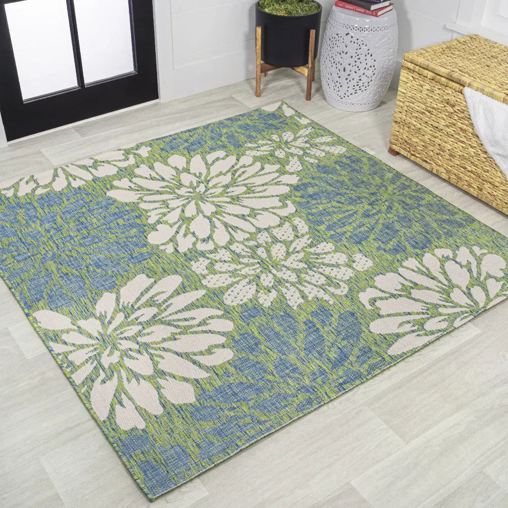 4' Cream And Green Square Floral Indoor Outdoor Area Rug Homeroots Outdoor
