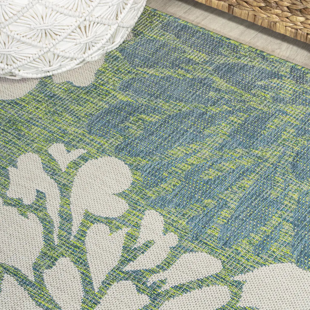4' Cream And Green Square Floral Indoor Outdoor Area Rug Homeroots Outdoor