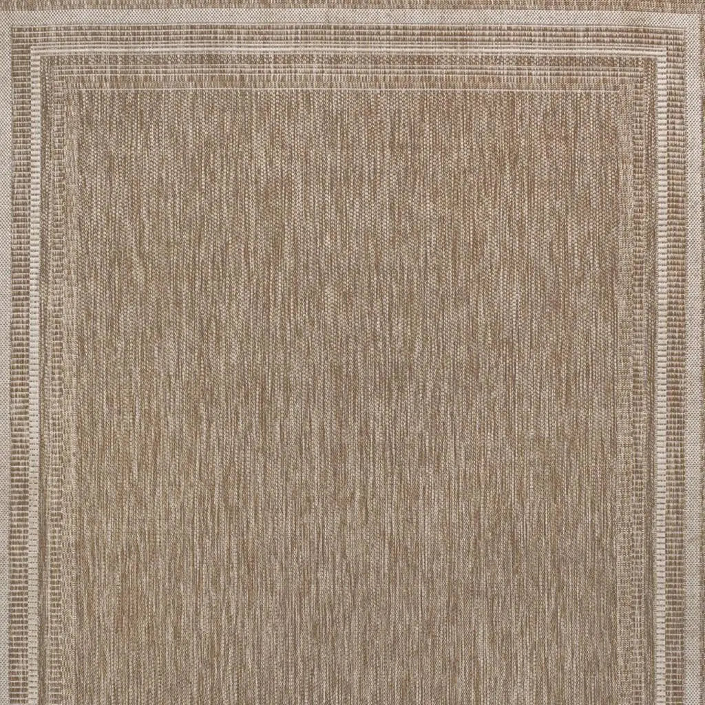 4' X 6' Beige And Cream Indoor Outdoor Area Rug Homeroots Outdoor