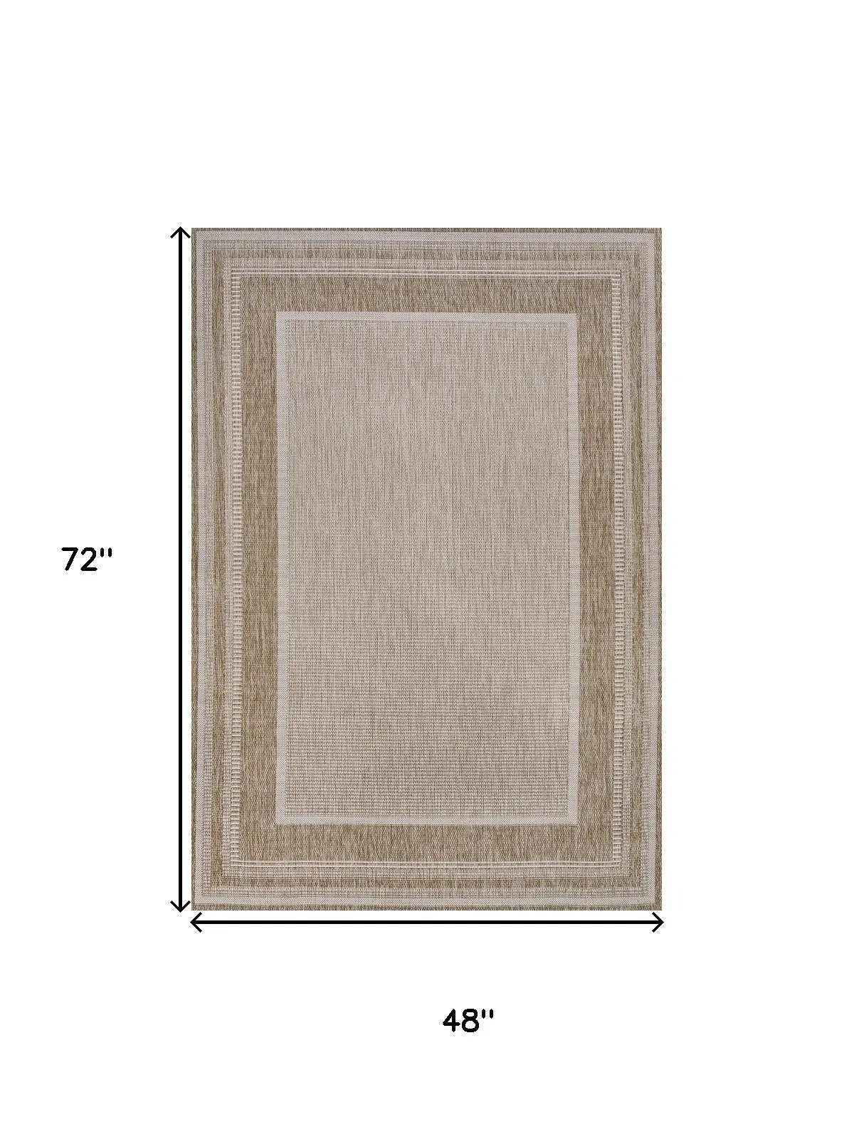 4' X 6' Beige And Cream Indoor Outdoor Area Rug Homeroots Outdoor