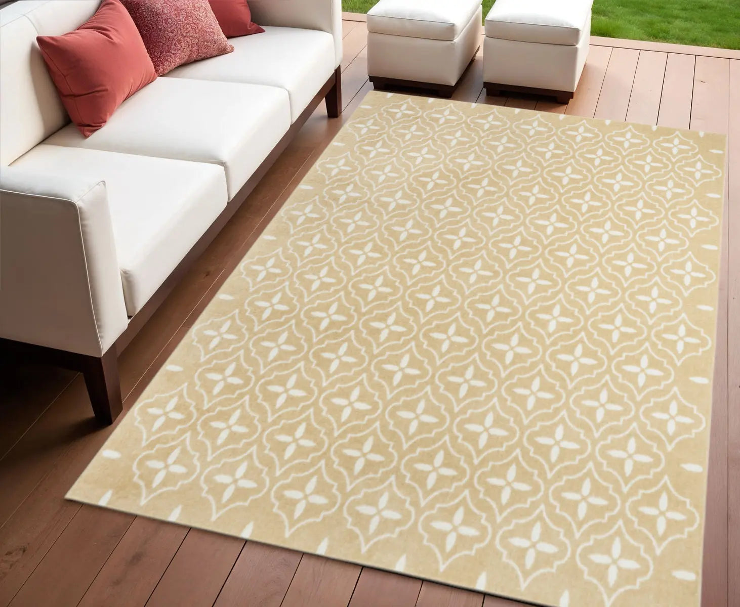 4' X 6' Beige And Ivory Geometric Indoor Outdoor Area Rug Homeroots Outdoor