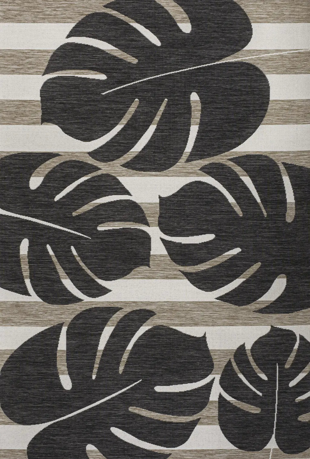 4' X 6' Black And Beige Floral Indoor Outdoor Area Rug Homeroots Outdoor