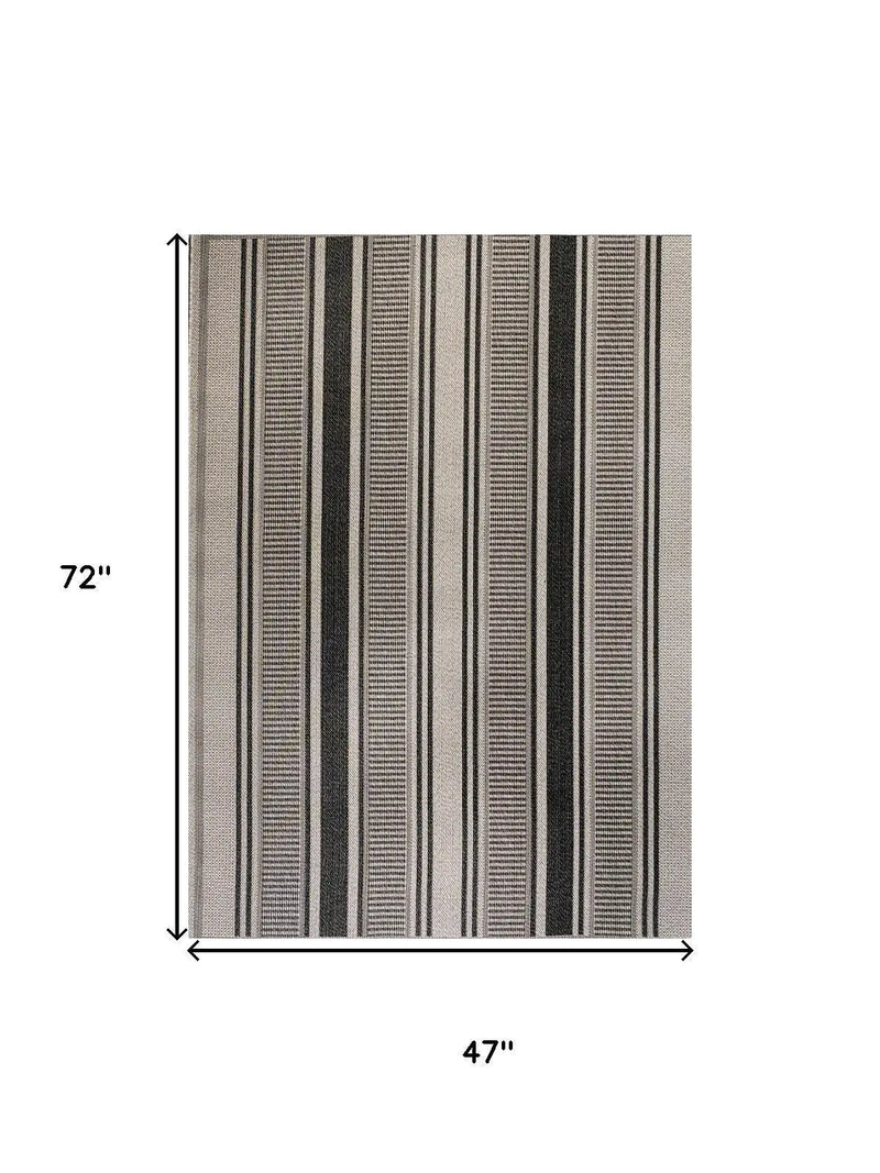 4' X 6' Black And Beige Striped Indoor Outdoor Area Rug Homeroots Outdoor