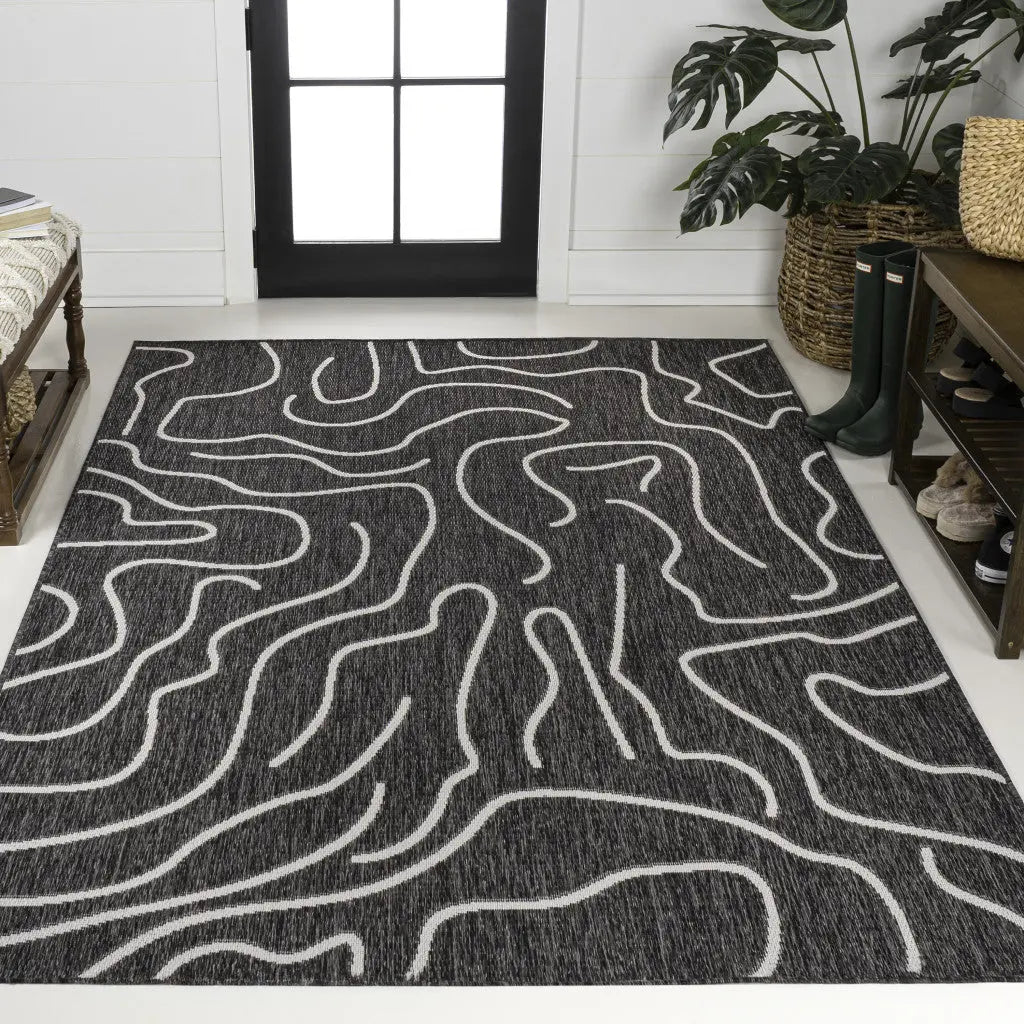 4' X 6' Black And Cream Abstract Indoor Outdoor Area Rug Homeroots Outdoor