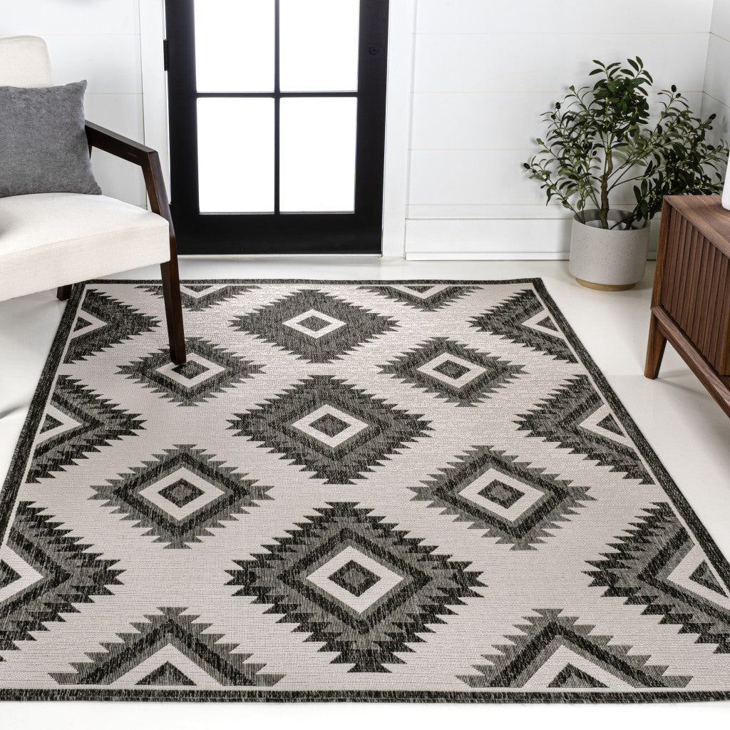 4' X 6' Black And Cream Moroccan Indoor Outdoor Area Rug - GreatEagleInc