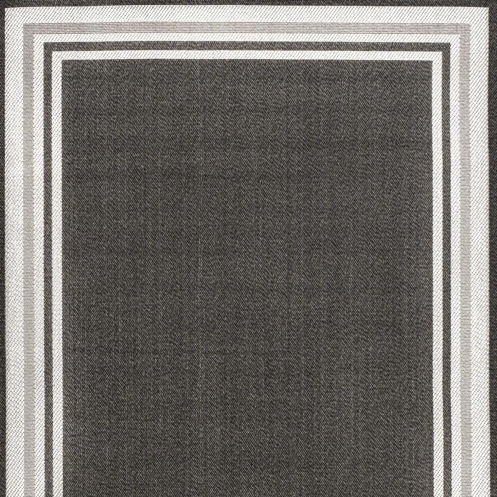 4' X 6' Black And Cream Striped Indoor Outdoor Area Rug Homeroots Outdoor