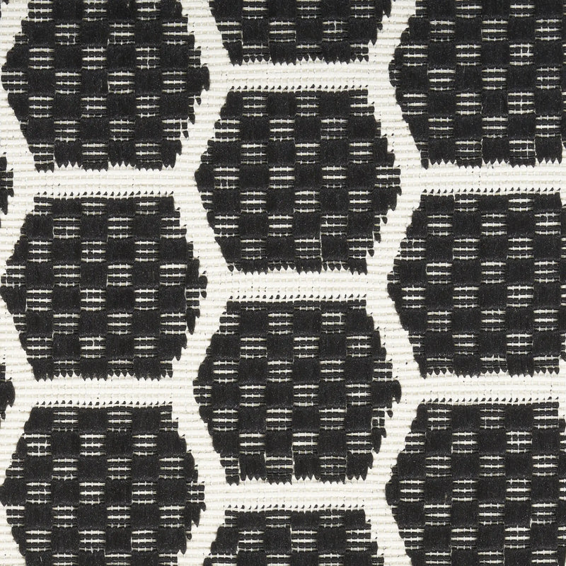 4' X 6' Black And Ivory Geometric Indoor Outdoor Area Rug - GreatEagleInc