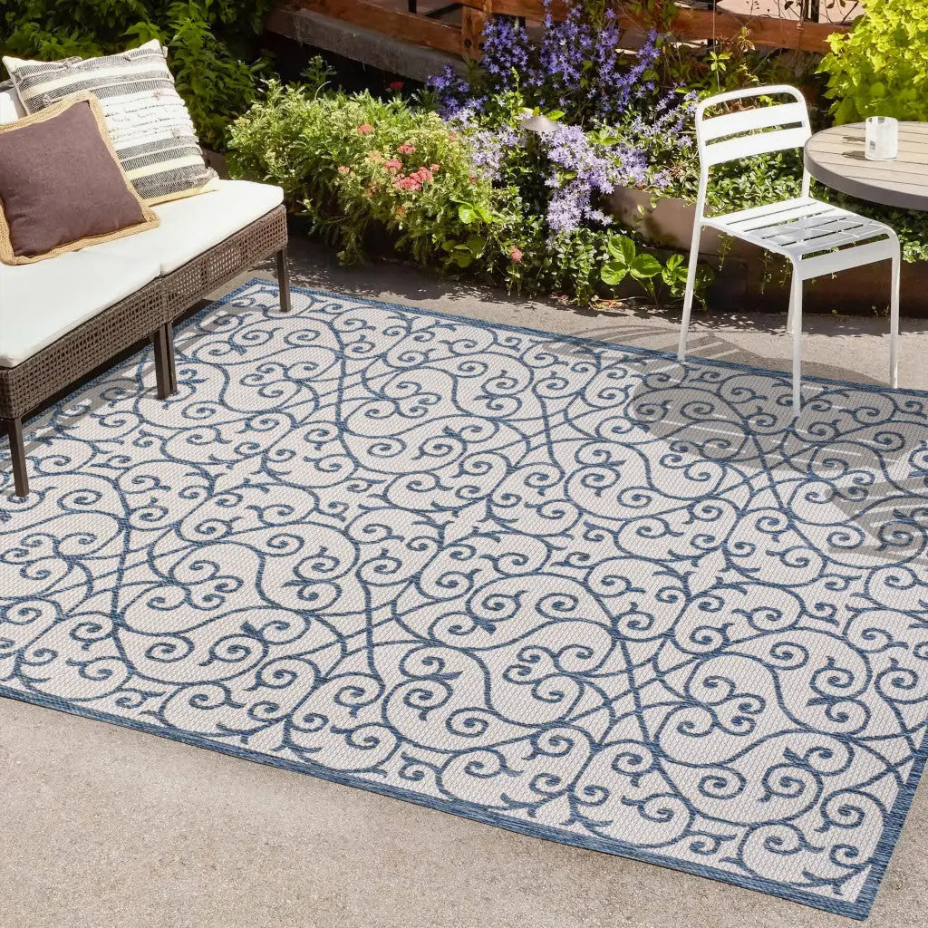 4' X 6' Blue And Cream Geometric Indoor Outdoor Area Rug Homeroots Outdoor