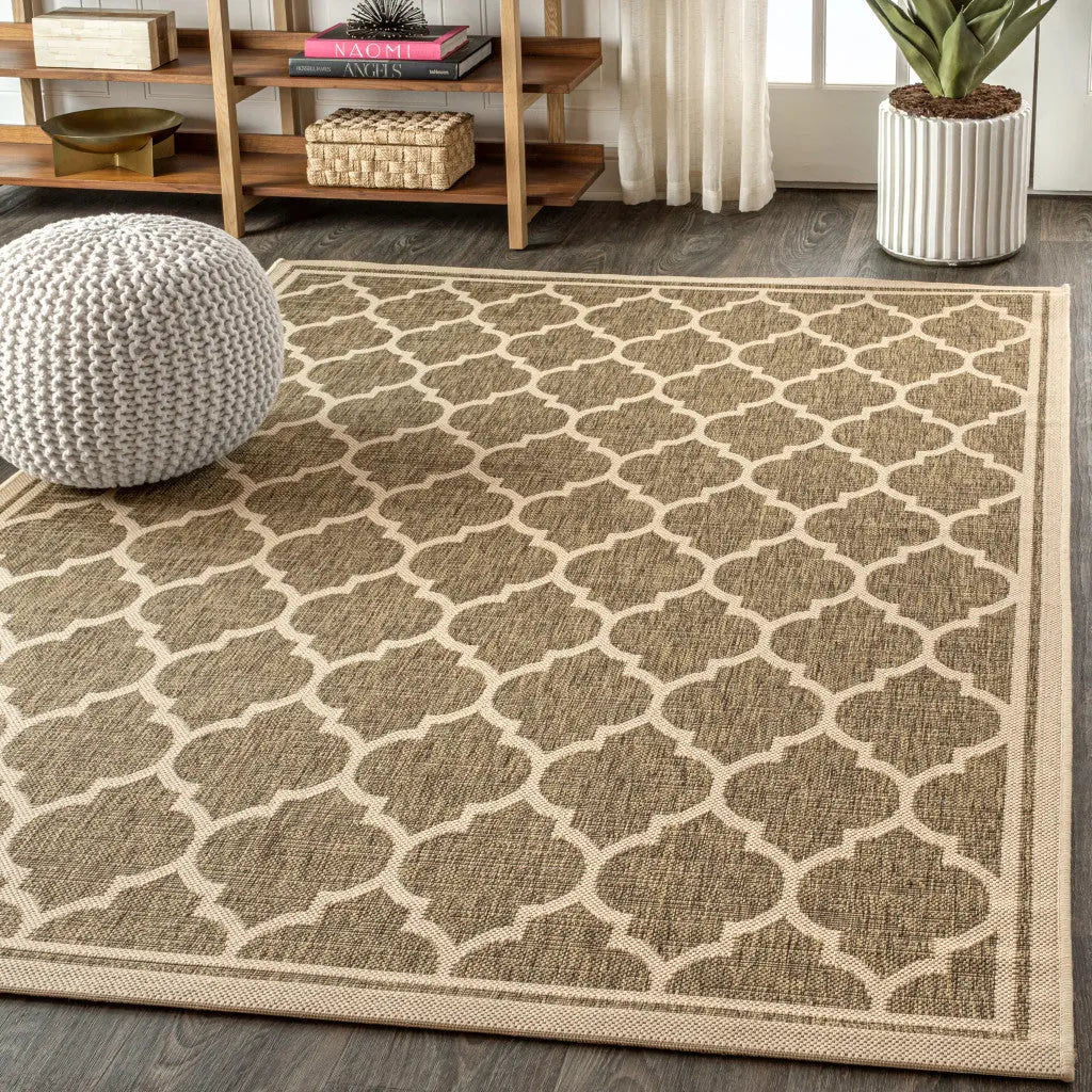 4' X 6' Brown And Beige Geometric Indoor Outdoor Area Rug Homeroots Outdoor