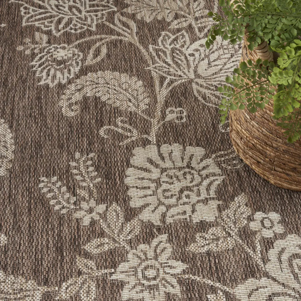4' X 6' Brown And Ivory Floral Indoor Outdoor Area Rug Homeroots Outdoor