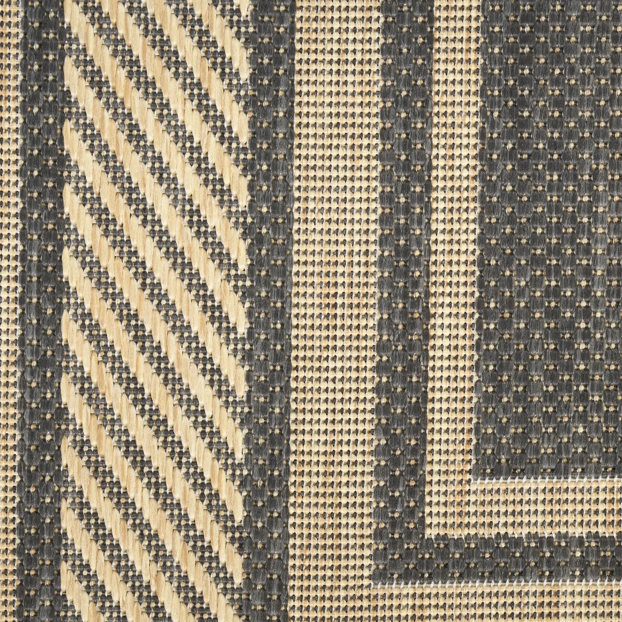 4' X 6' Charcoal Geometric Indoor Outdoor Area Rug Homeroots Outdoor