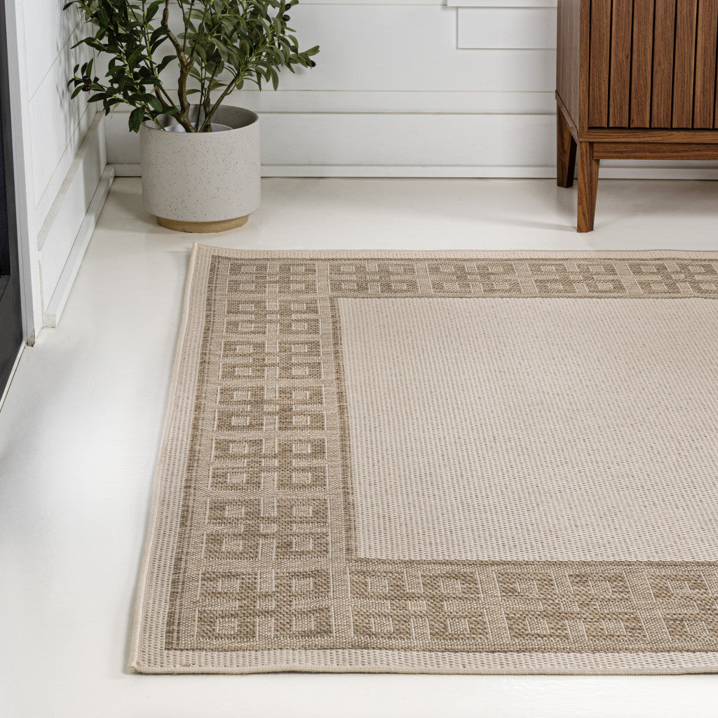 4' X 6' Cream And Beige Indoor Outdoor Area Rug - GreatEagleInc