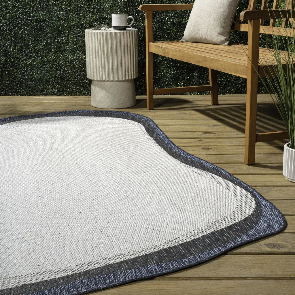 4' X 6' Cream And Navy Blue Abstract Indoor Outdoor Area Rug Homeroots Outdoor
