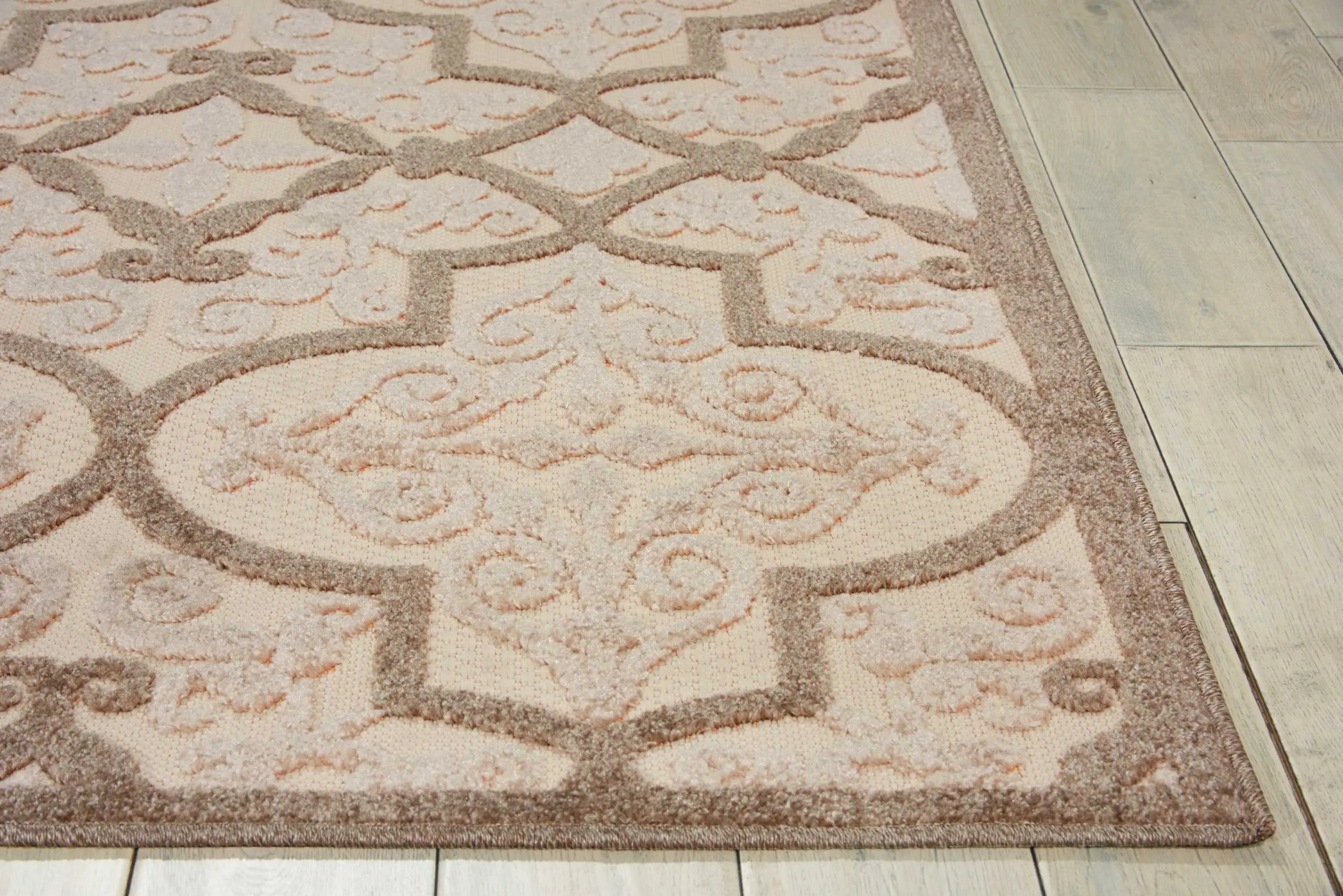 4' X 6' Cream Beige And Brown Trellis Indoor Outdoor Area Rug Homeroots Outdoor