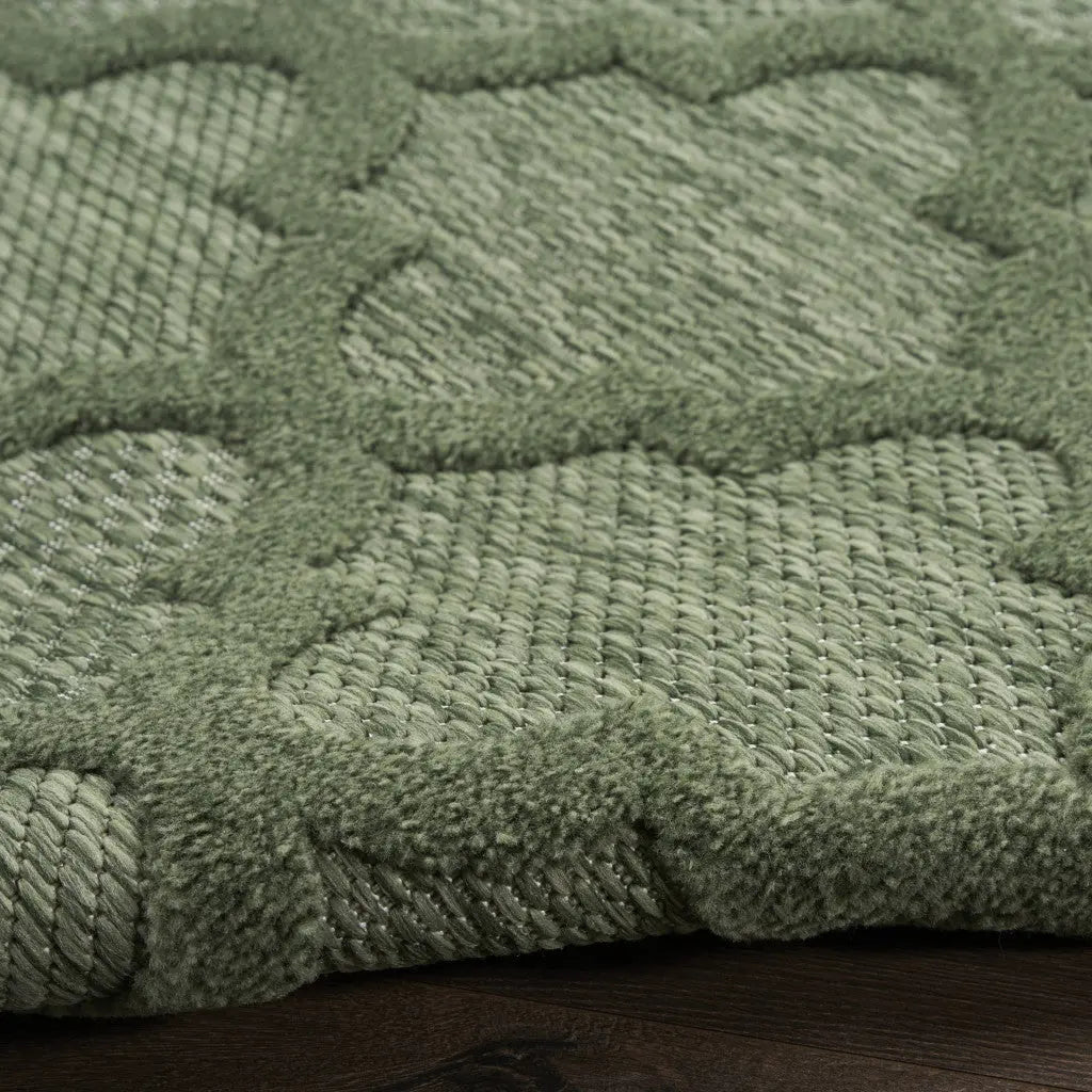 4' X 6' Dark Green And Light Green Trellis Indoor Outdoor Area Rug Homeroots Outdoor