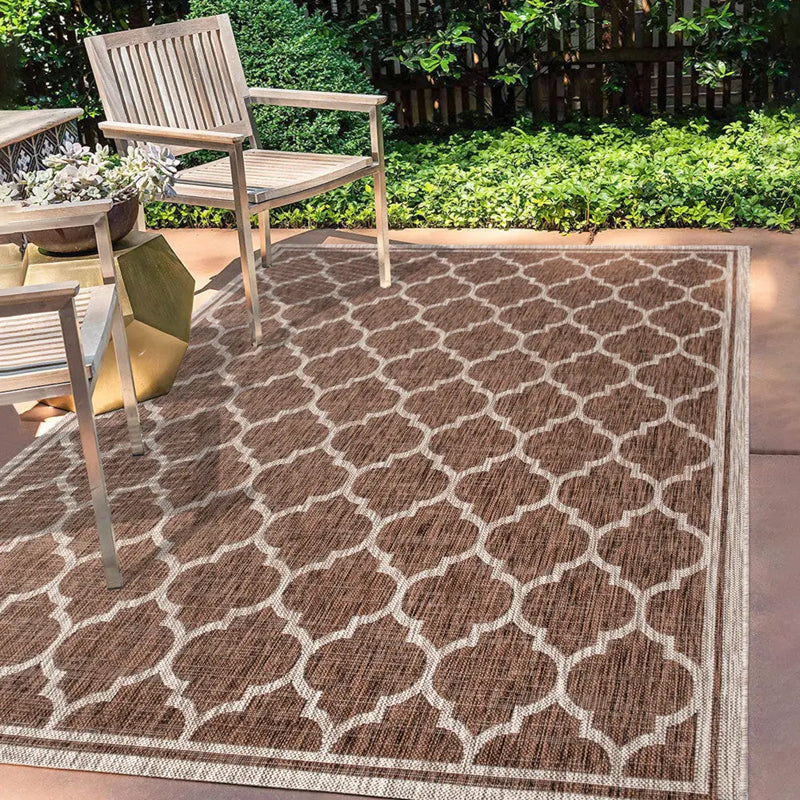 4' X 6' Espresso And Taupe Geometric Indoor Outdoor Area Rug Homeroots Outdoor