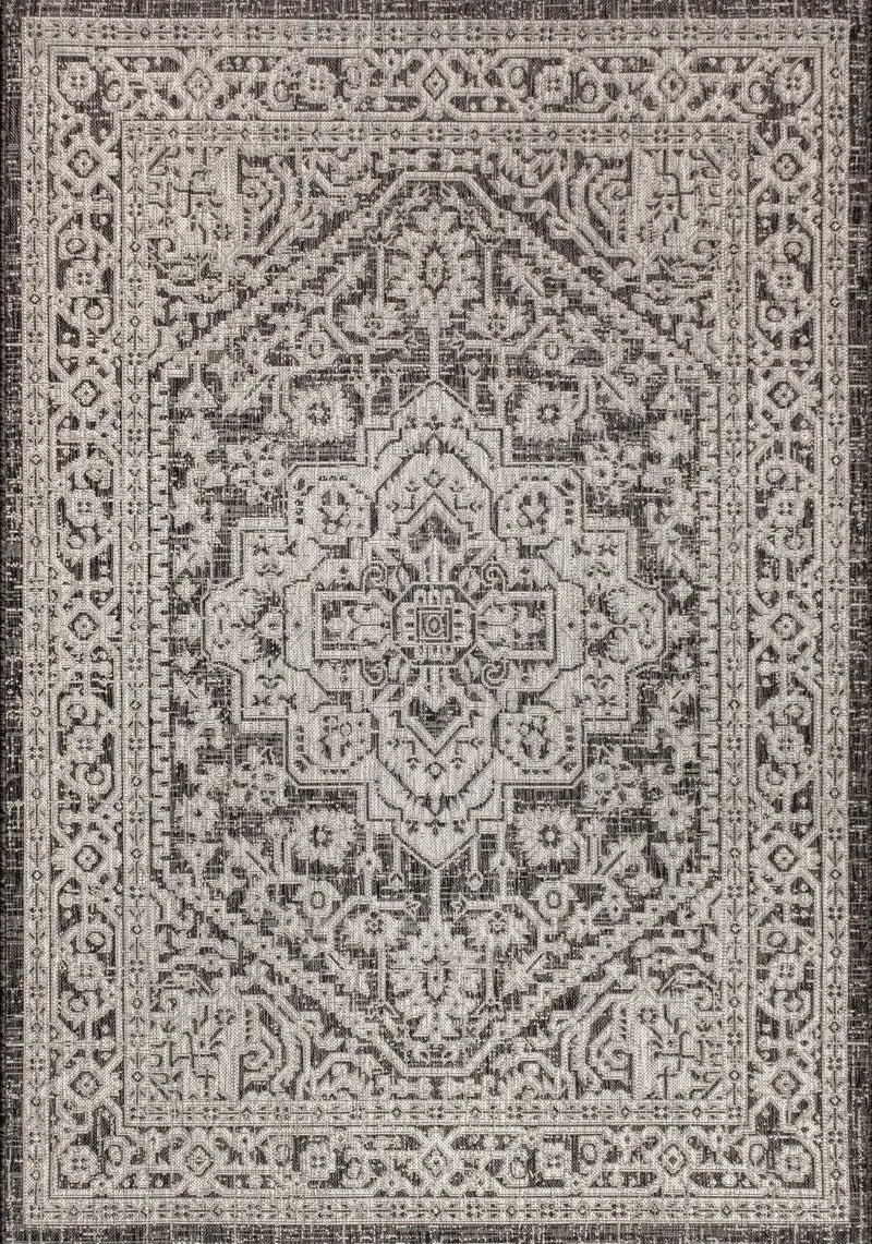 4' X 6' Gray And Black Medallion Indoor Outdoor Area Rug Homeroots Outdoor