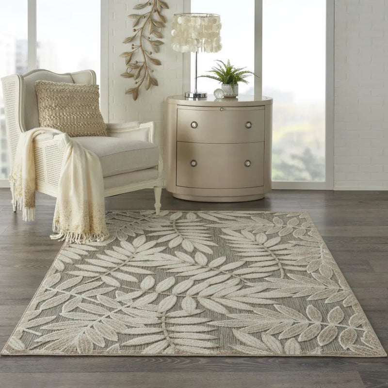 4' X 6' Gray And Ivory Floral Indoor Outdoor Area Rug - GreatEagleInc