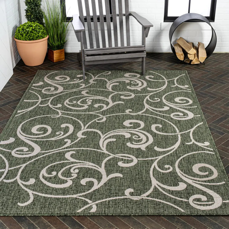 4' X 6' Green And Cream Floral Indoor Outdoor Area Rug Homeroots Outdoor
