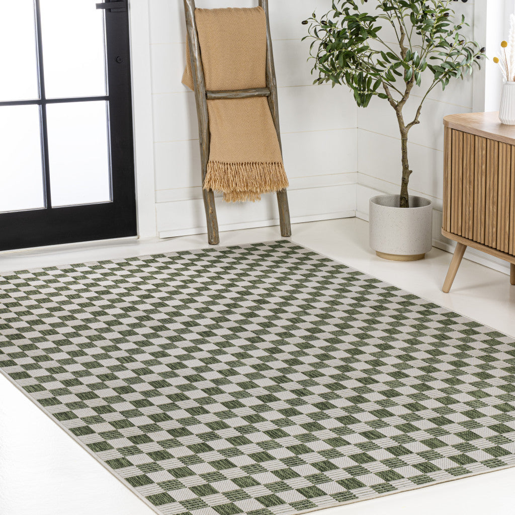 4' X 6' Green And Cream Geometric Indoor Outdoor Area Rug - GreatEagleInc