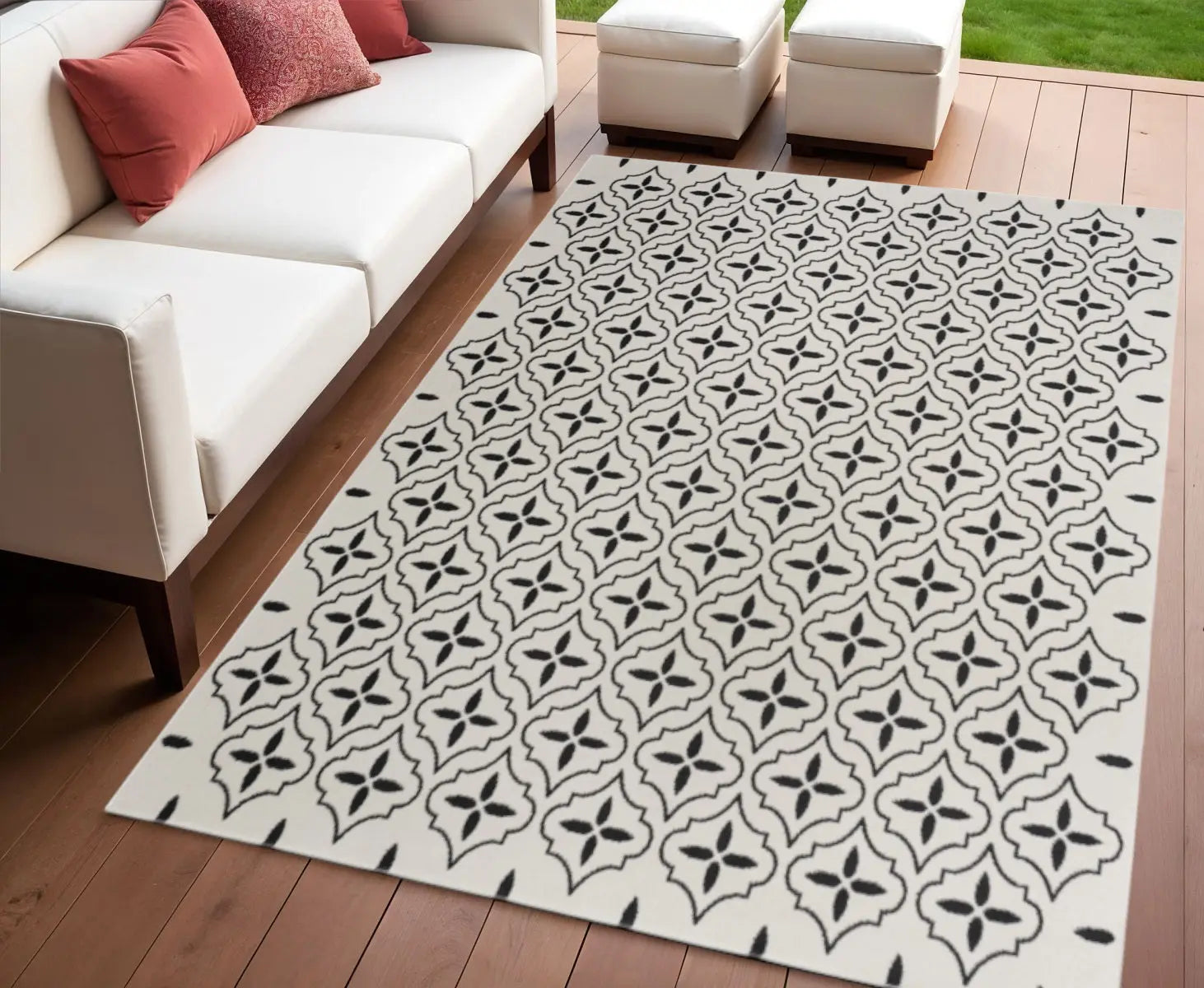 4' X 6' Ivory And Black Geometric Indoor Outdoor Area Rug Homeroots Outdoor