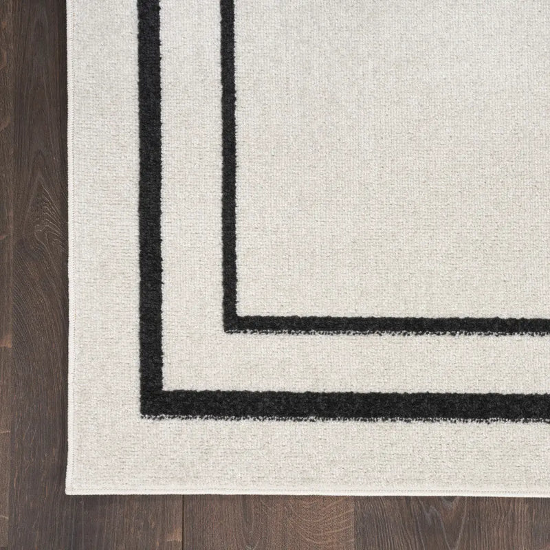 4' X 6' Ivory And Black Indoor Outdoor Area Rug Homeroots Outdoor