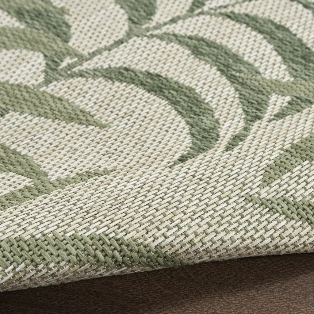 4' X 6' Ivory And Green Palm Leaf Indoor Outdoor Area Rug Homeroots Outdoor