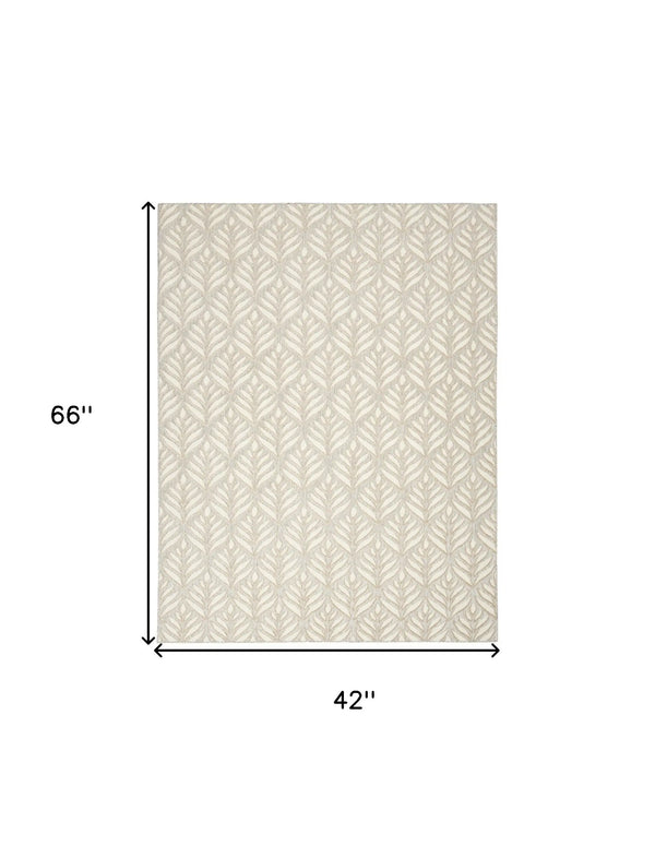 4' X 6' Ivory And Grey Floral Stain Resistant Non Skid Area Rug Homeroots Outdoor