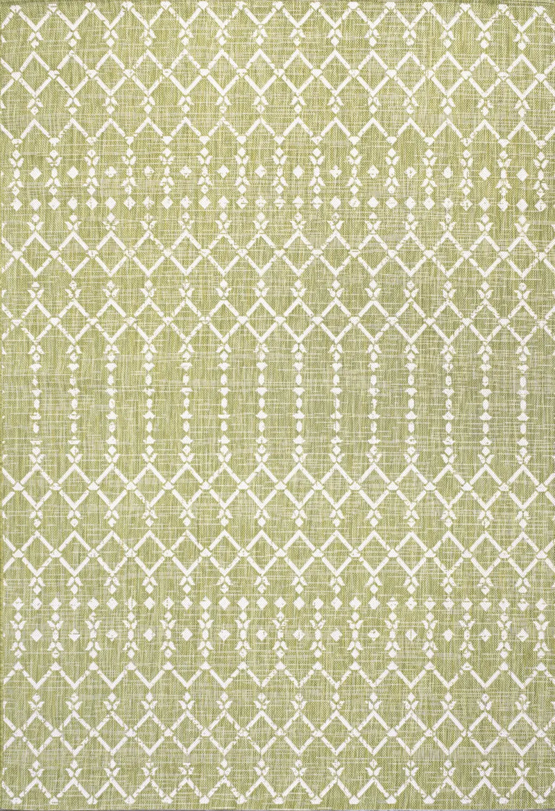 4' X 6' Light Green And Cream Trellis Indoor Outdoor Area Rug Homeroots Outdoor