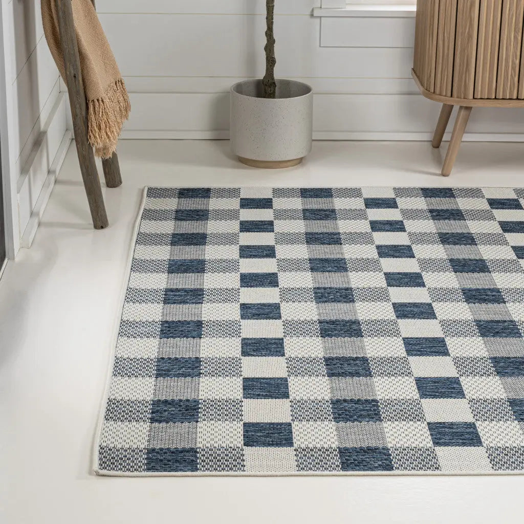 4' X 6' Navy Blue And Cream Geometric Indoor Outdoor Area Rug Homeroots Outdoor