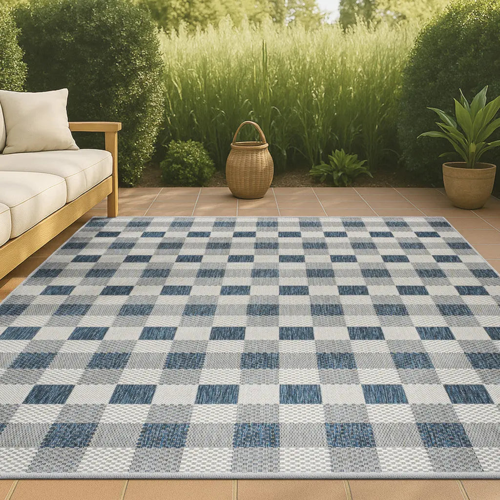 4' X 6' Navy Blue And Cream Geometric Indoor Outdoor Area Rug Homeroots Outdoor