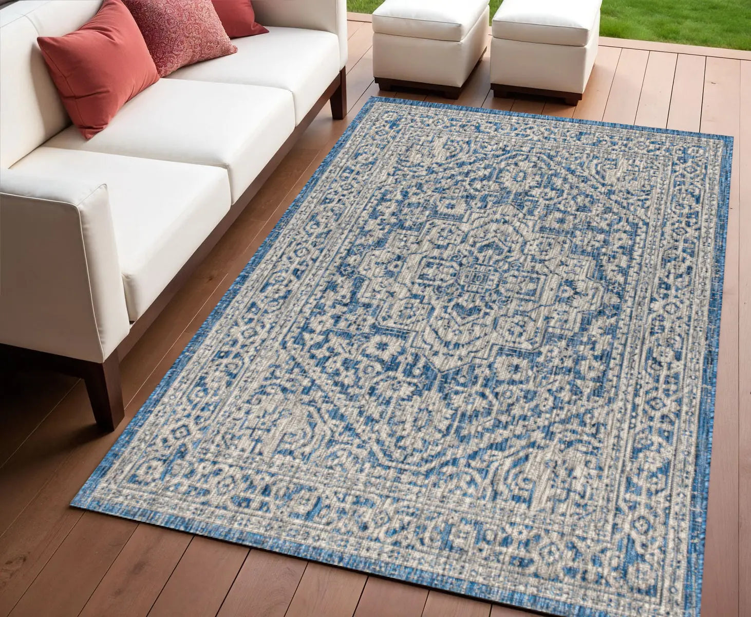 4' X 6' Navy Blue And Gray Medallion Indoor Outdoor Area Rug Homeroots Outdoor