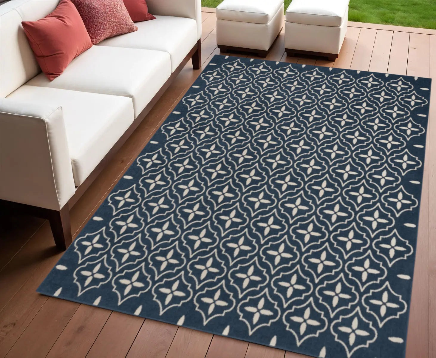 4' X 6' Navy Blue And Ivory Geometric Indoor Outdoor Area Rug Homeroots Outdoor