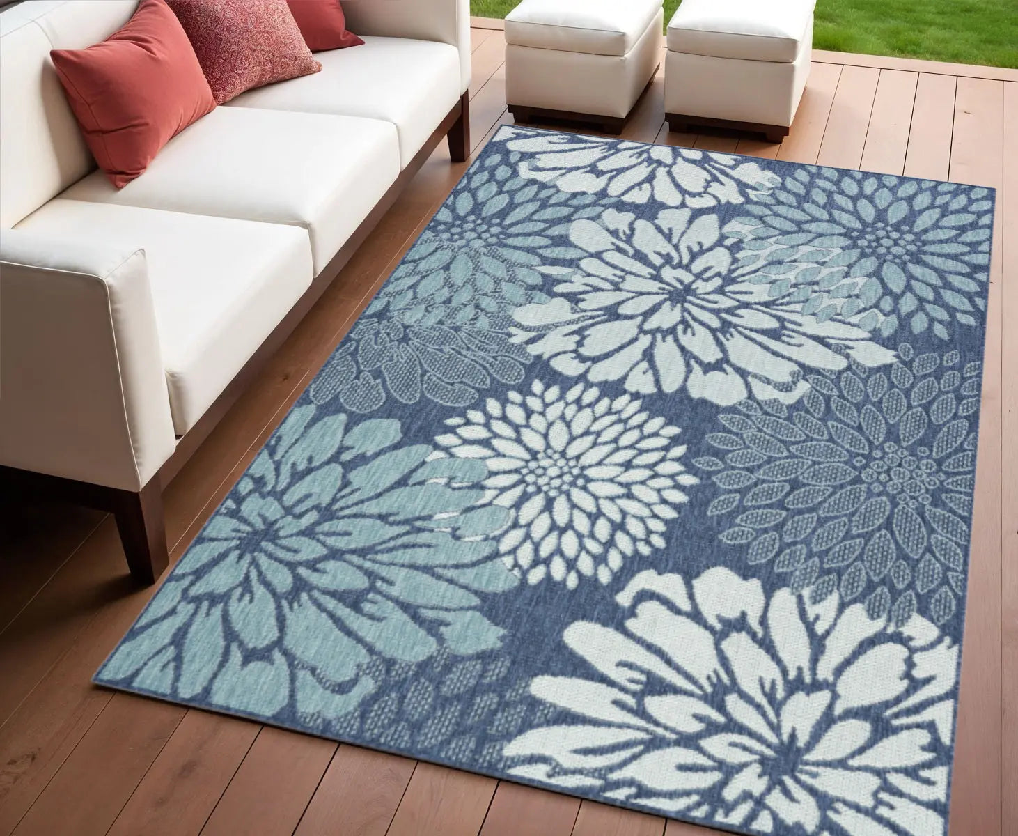 4' X 6' Navy Blue Floral Indoor Outdoor Area Rug Homeroots Outdoor