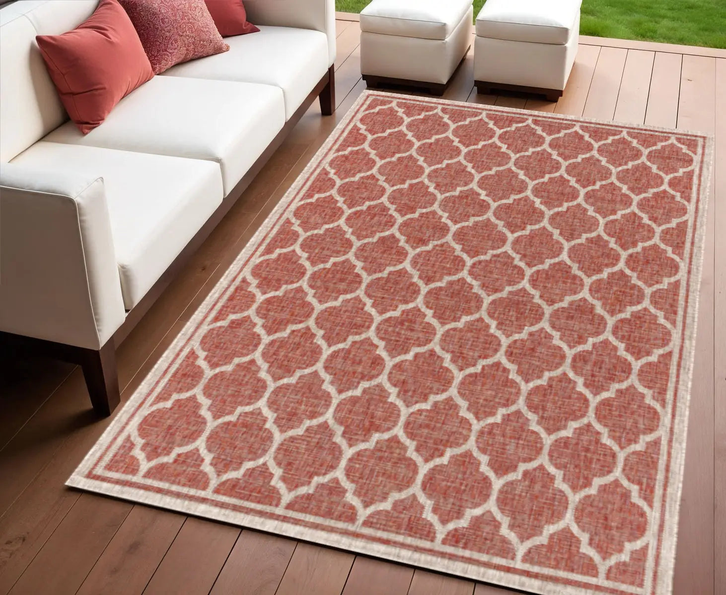4' X 6' Red And Beige Geometric Indoor Outdoor Area Rug Homeroots Outdoor