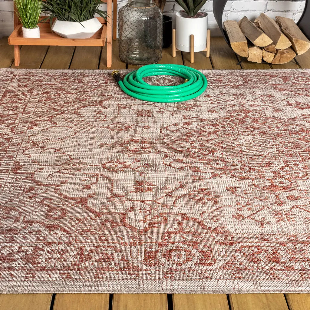 4' X 6' Red And Taupe Medallion Indoor Outdoor Area Rug Homeroots Outdoor