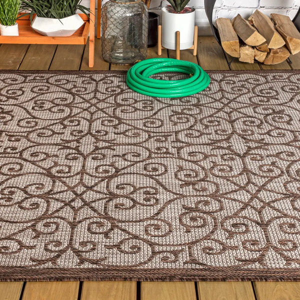 4' X 6' Taupe And Espresso Geometric Indoor Outdoor Area Rug Homeroots Outdoor