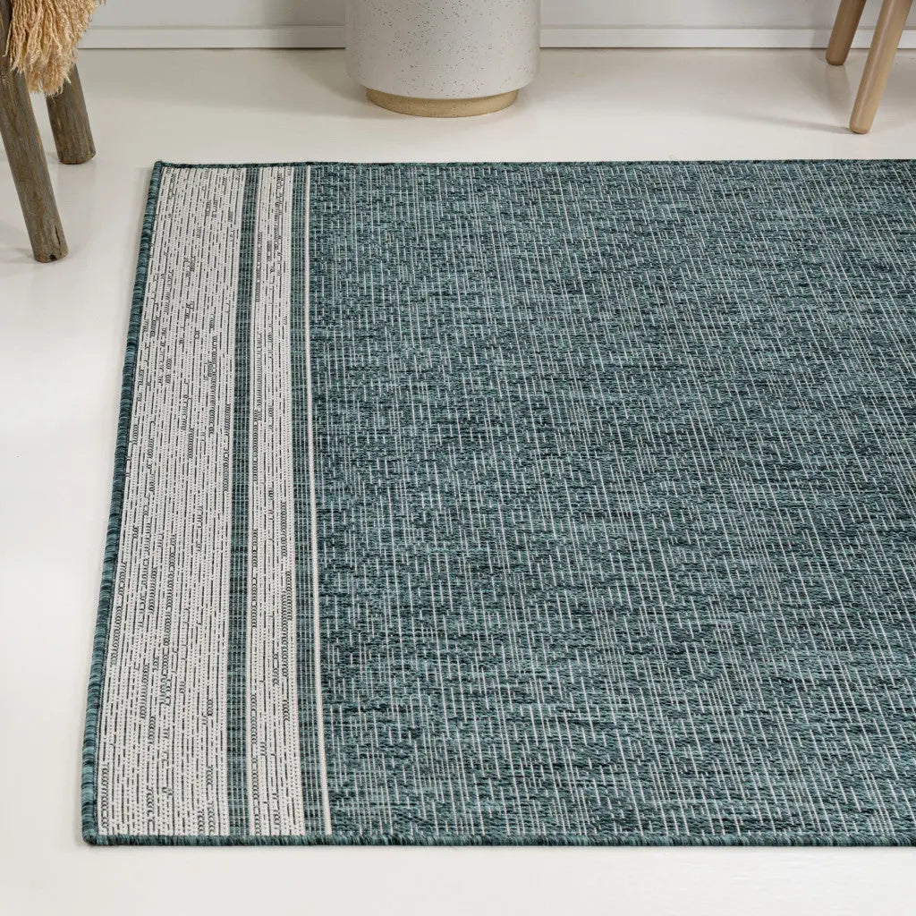4' X 6' Turquoise And Cream Indoor Outdoor Area Rug Homeroots Outdoor
