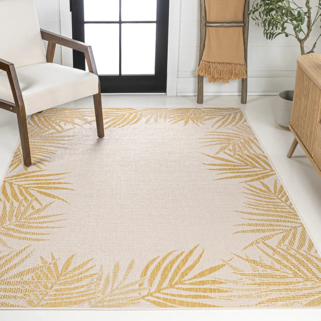 4' X 6' Yellow And Cream Floral Indoor Outdoor Area Rug Homeroots Outdoor
