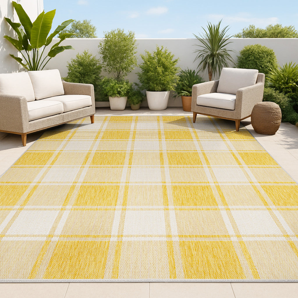 4' X 6' Yellow And Cream Gingham Indoor Outdoor Area Rug - GreatEagleInc