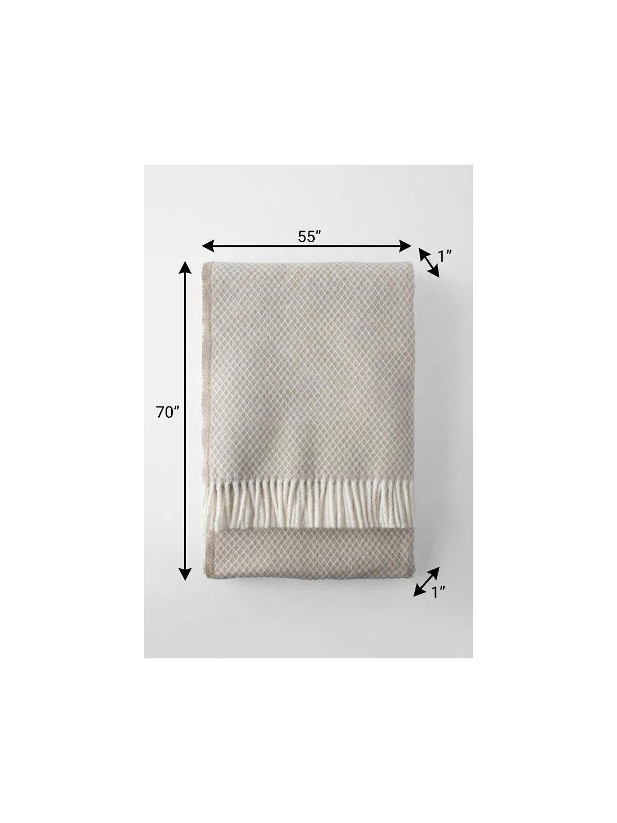 55" X 70" Cinnamon And White Cotton Blend Plush Throw Blanket with Fringe Homeroots Home Decor