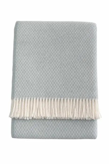 55" X 70" Sky Blue And White Cotton Blend Geometric Plush Throw Blanket with Fringe Homeroots Home Decor