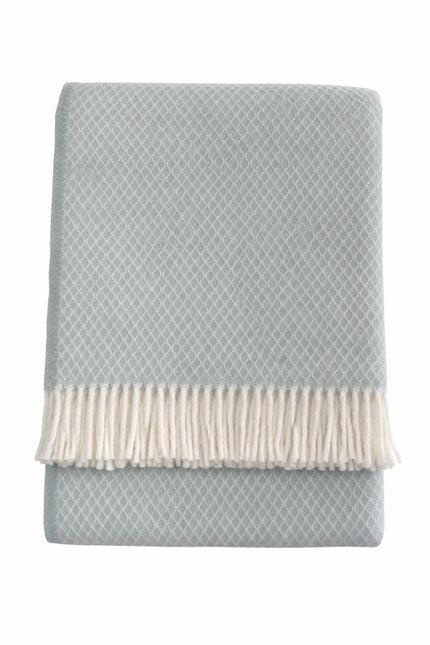 55" X 70" Sky Blue And White Cotton Blend Geometric Plush Throw Blanket with Fringe Homeroots Home Decor