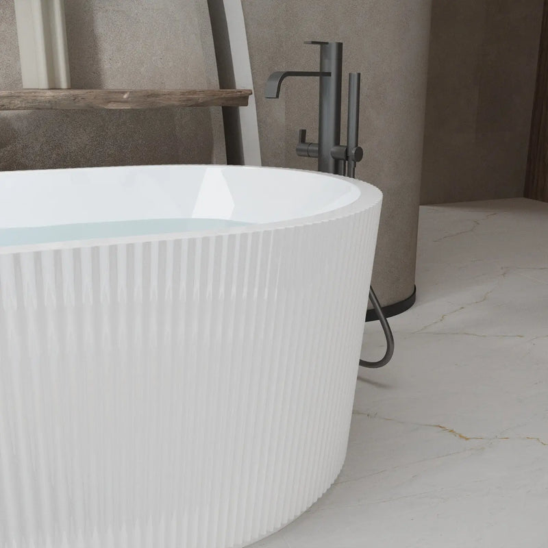 59" White Acrylic Oval Bath Tub Homeroots Bed & Bath