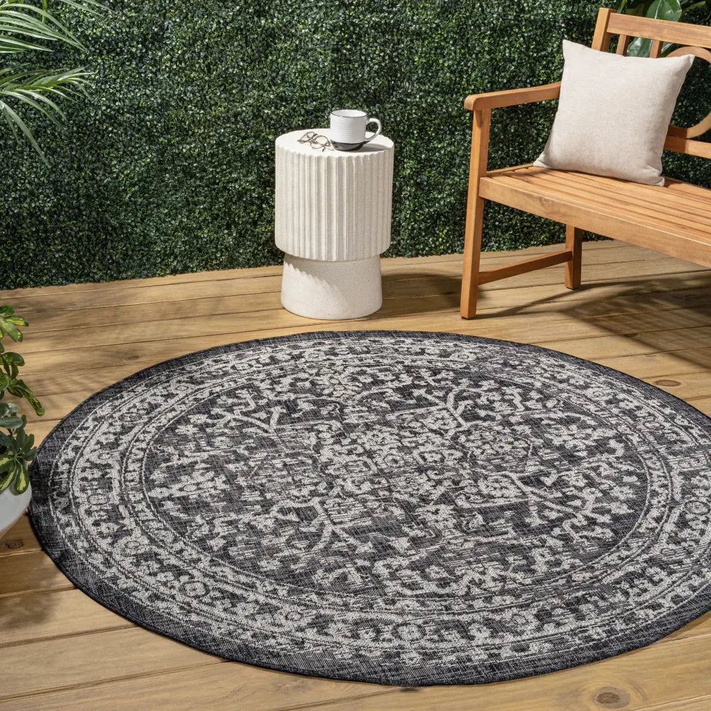 5' Black And Gray Round Medallion Indoor Outdoor Area Rug Homeroots Outdoor