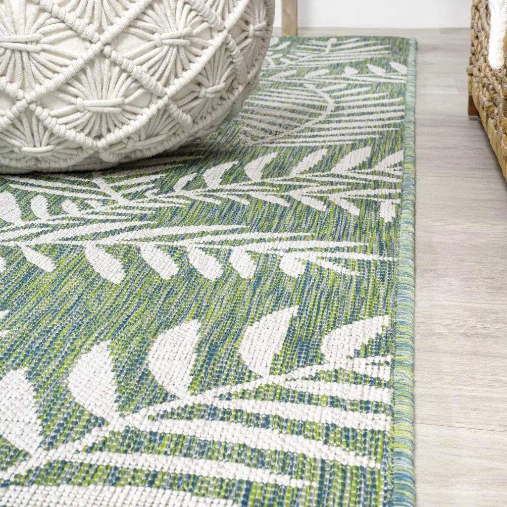 5' Cream And Green Square Floral Indoor Outdoor Area Rug Homeroots Outdoor