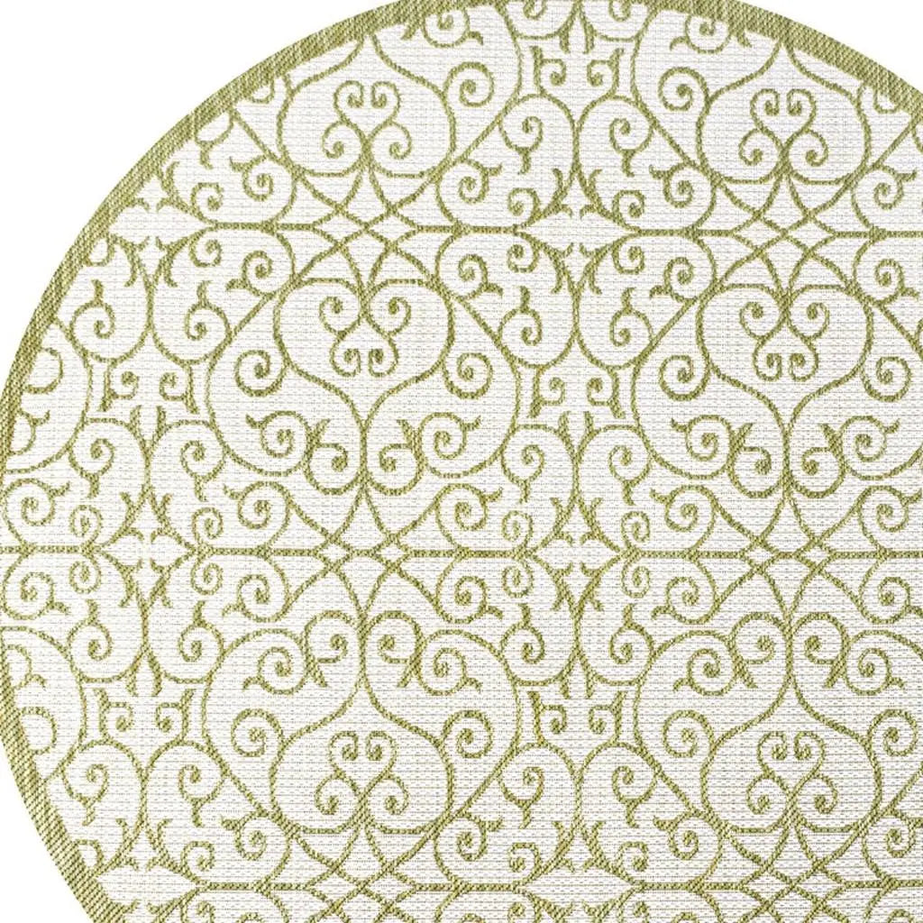 5' Green And Cream Round Geometric Indoor Outdoor Area Rug Homeroots Outdoor
