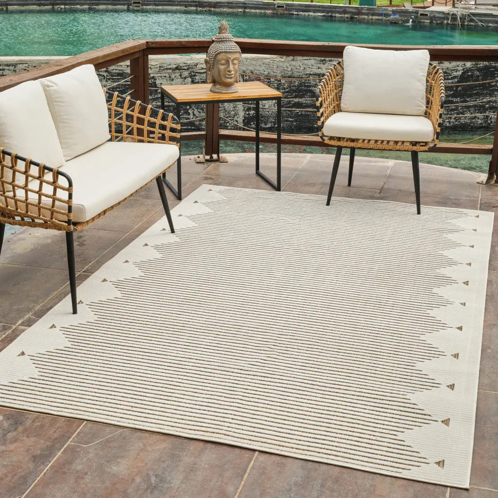 5' X 7' Beige And Brown Geometric Distressed Indoor Outdoor Area Rug Homeroots Outdoor